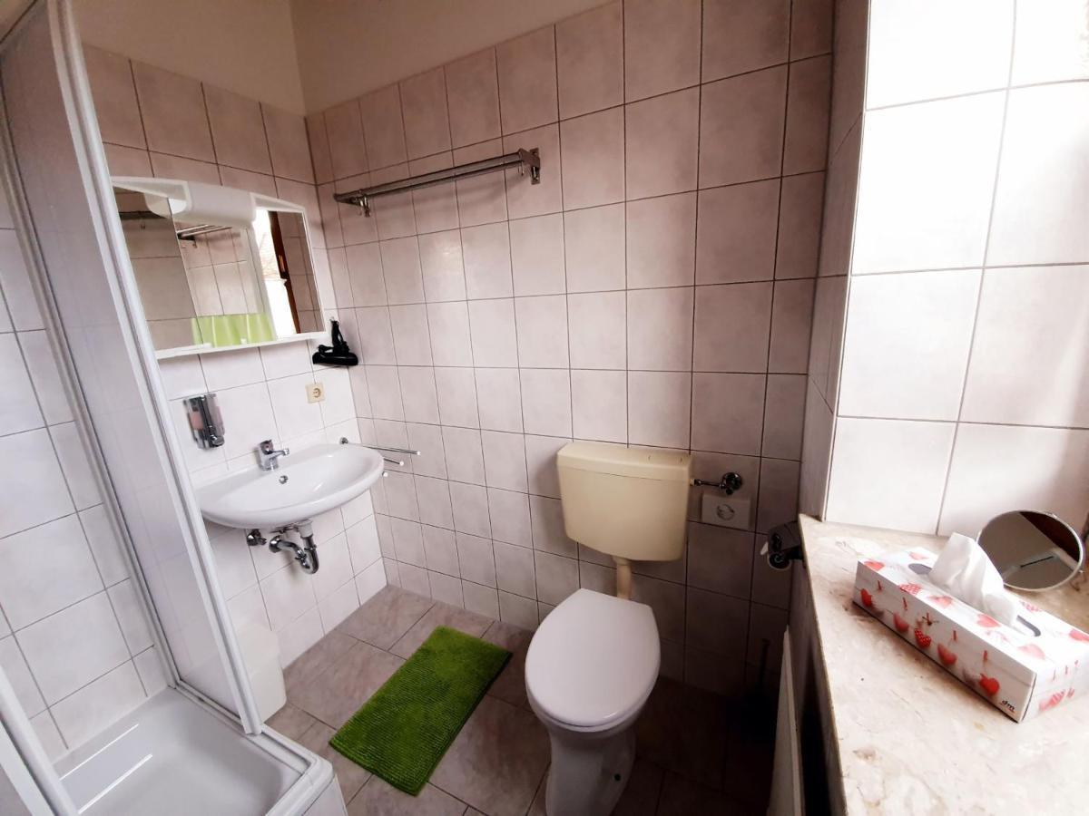 Daasdorf am Berge Pension Schuetze מראה חיצוני תמונה